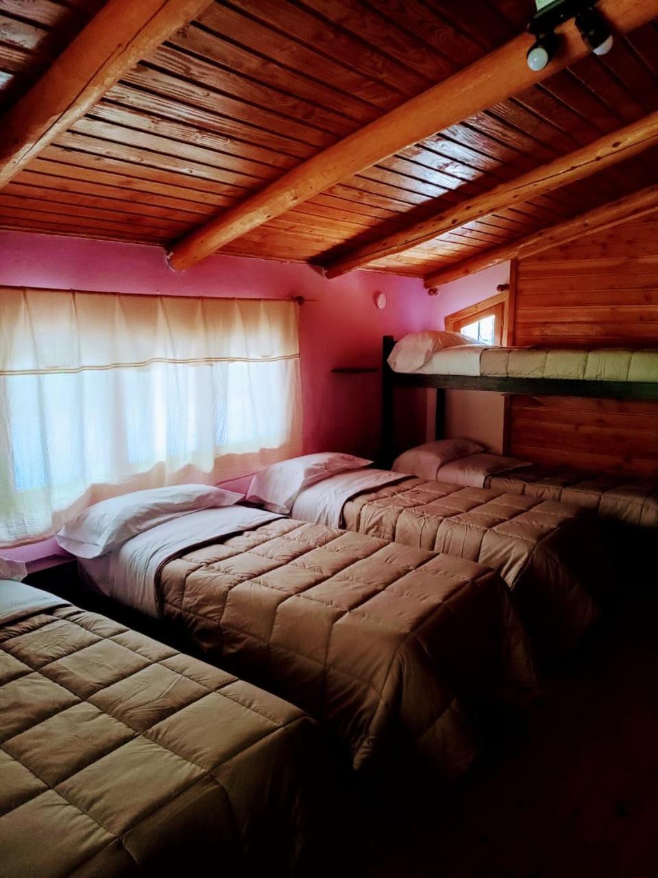 Cuatro Cerros Hostel Сан Карлос де Барилоче Екстериор снимка